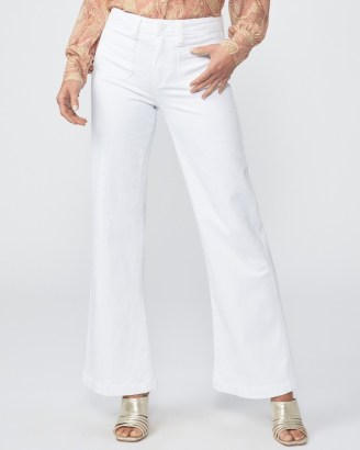 PAIGE Leenah 32″ in Crisp White | women’s wide leg summer jeans | women’s casual denim fashion