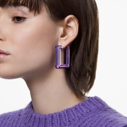 SWAROVSKI Lucent hoop earrings in Purple – retro geometric shaped crystal hoops