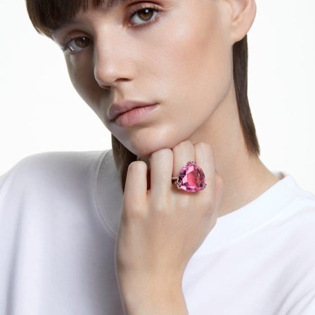SWAROVSKI Millenia cocktail ring Trilliant cut in Pink – coloured crystal rhodium plated statement rings