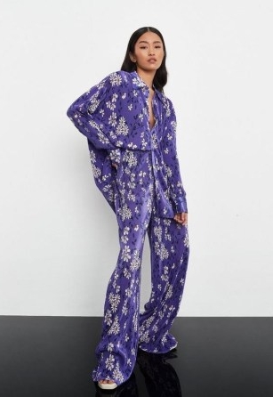MISSGUIDED purple co ord floral print plisse wide leg trousers