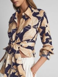 Reiss CORINNE PRINT Linen Printed Tie Waist Shirt Blouse in Navy – floral print collared blouses – chic summer clothes