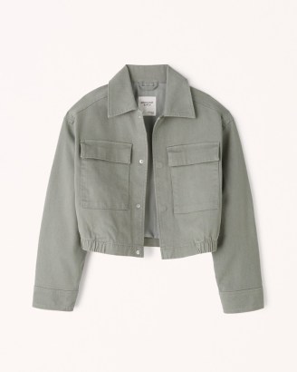 Abercrombie & Fitch Cropped Trucker Jacket in Olive ~ women’s green casual crop hem front pocket jackets - flipped