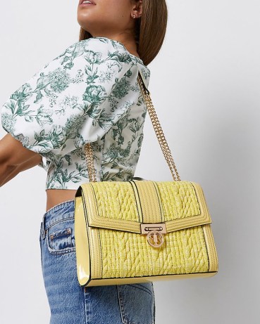 River Island YELLOW BOUCLE SHOULDER BAG – textured chain strap handbags - flipped