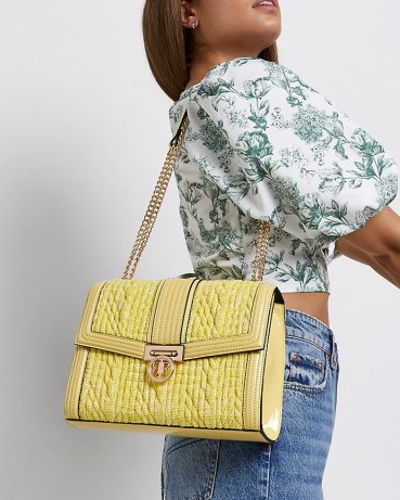 River Island YELLOW BOUCLE SHOULDER BAG – textured chain strap handbags
