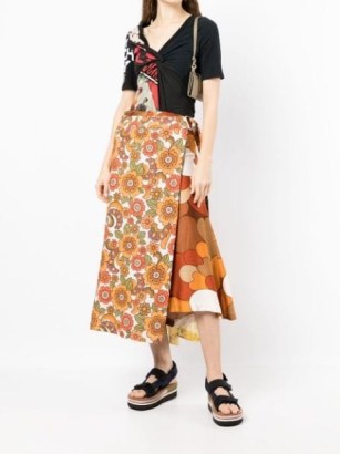 colville floral-print asymmetric midi skirt – 70s retro flower printed skirts – women’s asymmetrical fashion – womens clothes with 1970s vintage style prints and colours – FARFETCH luxury designer clothing
