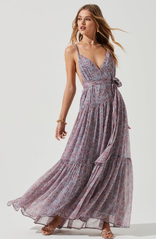 ASTR THE LABEL EARTHA FLORAL PLUNGE TIE WAIST MAXI DRESS in BLUE PINK MULTI DITSY / feminine and floaty summer occasion dresses / deep plunging neckline event clothes / open back detail / tie waist