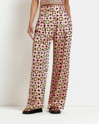 RIVER ISLAND PINK FLORAL SATIN WIDE LEG TROUSERS ~ women’s retro inspired flower print pants
