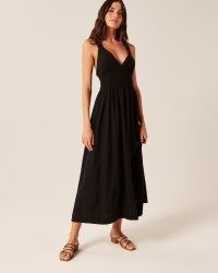 Abercrombie & Fitch Scrunchie Strap Maxi Dress in Black | sleevelss plunge front dresses | gathered ruched straps