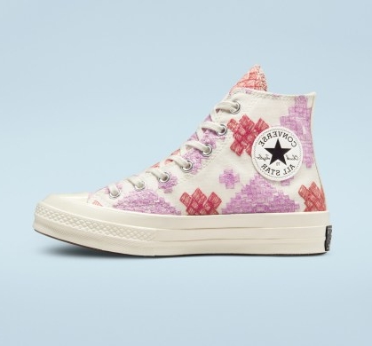 Converse Chuck 70 Bright Embroidery – embroidered with brightly coloured designs