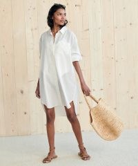 JENNI KAYNE Beach Shirt in Ivory ~ chic vacation cover up ~ women’s oversized curved dip hem shirts ~ womens beachwear and pool cover ups ~ essential holiday poolside clothes