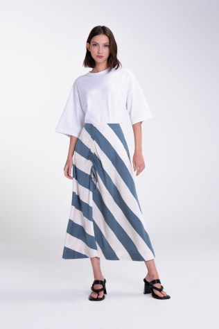 ALIGNE GRACY DRAWSTRING MIDI SKIRT MYRTLE STRIPE | striped gathered detail A-line skirts | women’s sustainable fashion - flipped