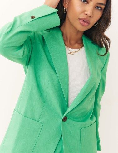 nobody’s child Bonnie Blazer in Green ~ women’s tailored single breasted blazers ~ womens soft recycled polyester jackets ~ fresh summer looks - flipped