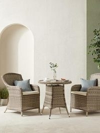 John Lewis & Partners Dante Deluxe Garden Dining Armchair, Set of 2, Natural – Classic synthetic wicker design – 3mm round weave – Aluminium frames – Robust frames tested to withstand 20 stone, exceeding the industry standard – Shower-resistant seat pads included – Easy to clean and maintain