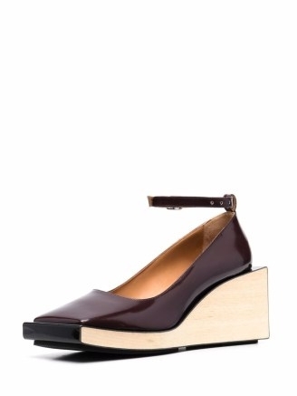 Maison Margiela square-toe wedge courts – brown ankle strap wedges – women’s contemporary footwear – wedged heels – FARFETCH - flipped