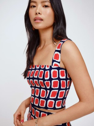 Reformation Vio Linen Top in Napoli – printed square neck wide shoulder strap crop tops – smocked back bodice – chic cropped fashion