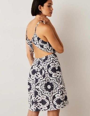Boden Back Detail Mini Dress Navy Bloomsbury / dark blue and white floral cut out summer dresses