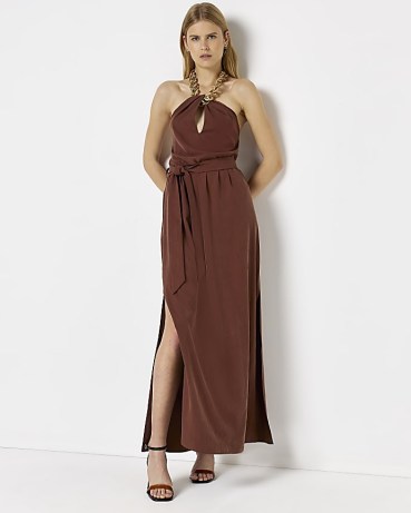 RIVER ISLAND BROWN CHUNKY CHAIN MAXI DRESS – split hem halterneck evening dresses – tie waist – going out glamour – keyhole cut out halter neck – glamorous party fashion - flipped