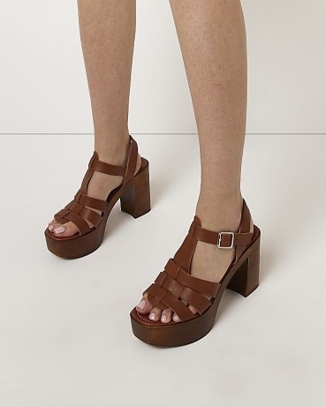 RIVER ISLAND BROWN LEATHER PLATFORM HEELED SANDALS ~ women’s chunky vintage style platforms ~ women’s reto look shoes