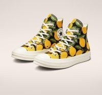 Converse Chuck 70 Lemons – High-top sneaker with canvas upper – OrthoLite cushioning for all-day comfort – All-over lemon prints for summer-ready style – Shiny, taller rubber sidewall and winged tongue stitching – Heritage details like a 1970’s heel logo nod to its legacy