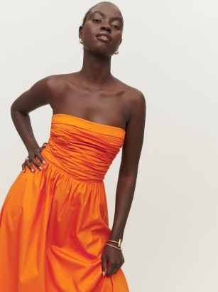 Reformation Lissa Dress in Citrus / orange spaghetti shoulder strap dresses / removable skinny straps / strapless ruched bodice / women’s organic cotton fashion - flipped