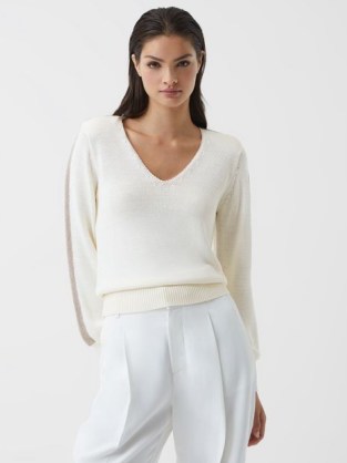 REISS TARA COLOURBLOCK V-NECK KNITTED JUMPER IVORY/GOLD ~ luxe style jumpers ~ women’s chic knitwear - flipped