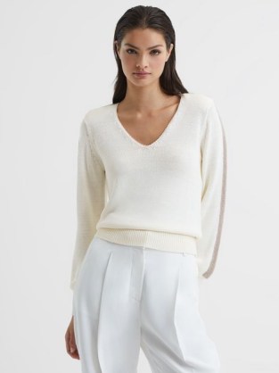 REISS TARA COLOURBLOCK V-NECK KNITTED JUMPER IVORY/GOLD ~ luxe style jumpers ~ women’s chic knitwear