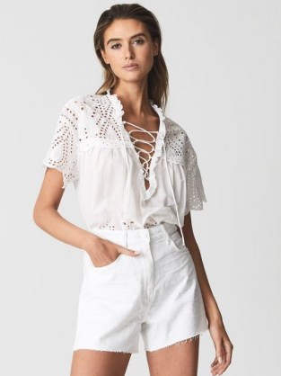 REISS DANI PAIGE RAW HEM DENIM SHORTS WHITE ~ women’s essential casual summer fashion - flipped