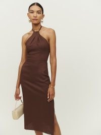 Reformation Santino Dress in cafe – elegant brown halterneck evening dresses – lightweight linen occasion fashion – women’s chic halter neck party clothes