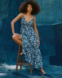 Abercrombie & Fitch Floaty Femme Ruffle Maxi Dress Blue Print – plunge front skinny shoulder strap frill trimmed dresses – floral ruffled detail fashion