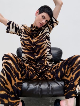 RAEY Tiger-print silk wide-leg jumpsuit / women’s relaxed fit animal print jumpsuits / matchesfashion - flipped