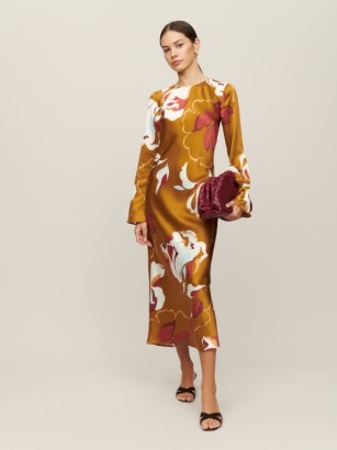 Reformation Davina Silk Dress in Sepia / luxe long sleeve bold floral print dresses / chic looks / open back fashion / lightweight silk charmeuse clothes / women’s fluid fabric clothing