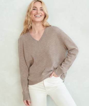 JENNI KAYNE Flynn Cashmere Sweater in Taupe | women’s neutral V-neck sweaters | womens luxe boxy shaped drop shoulder jumpsers | effortlessly stylish knitwear