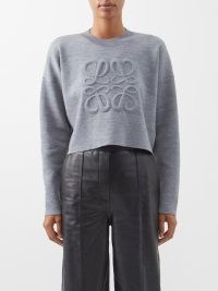 LOEWE Anagram-padded wool-blend cropped sweater in grey | women’s crop hem sweaters | womens long sleeved crew neck designer jumpers | MATCHESFASHION