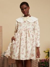sister jane DREAM Miranda Floral Mini Dress Cream and Pink – babydoll style dresses with oversized collar – SKYLINE DIARIES
