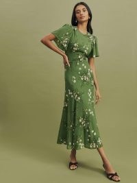 Reformation Roxana Dress on Lomita ~ feminine style fashion ~ green floral print dresses ~ wide angel sleeves ~ flared hem