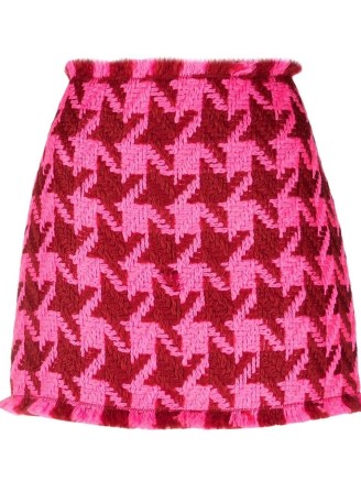 Versace houndstooth pattern mini skirt in pink/burgundy | textured check print frayed edge skirts | FARFETCH | designer clothes