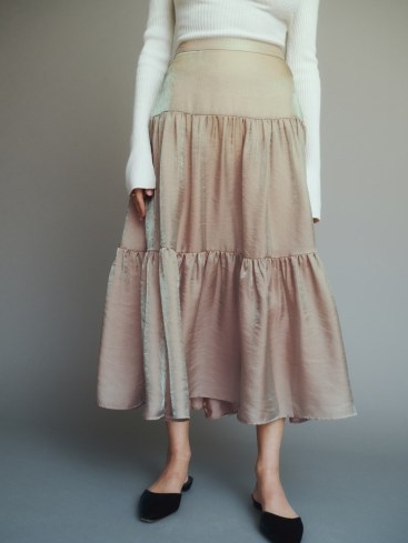 Reformation Adriana Skirt in Champagne | luxe tiered hem skirts | womens deadstock fashion | women’s stylish sustainable clothing