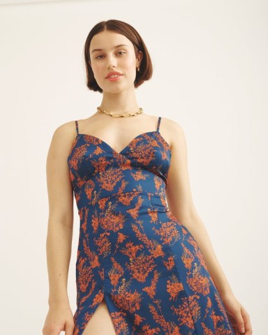 La Femme Apéro – APÉRO DRESS in Navy Floral Print – printed deep V-neck slip dresses – midi length – high slit hem – skinny strap – strappy fashion