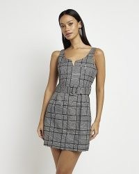 RIVER ISLAND GREY CHECK BELTED SHIFT MINI DRESS / sleeveless checked dresses