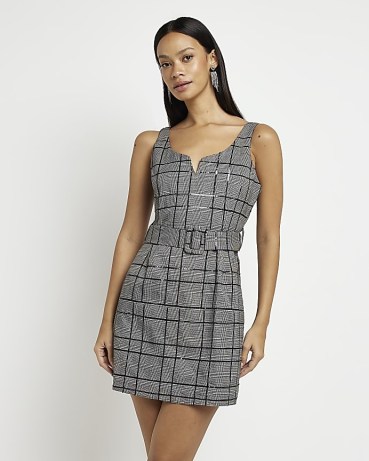 RIVER ISLAND GREY CHECK BELTED SHIFT MINI DRESS / sleeveless checked dresses