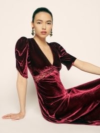 Reformation Malaga Velvet Dress in Chianti – luxe plunge front empire waist maxi dresses – short ruched sleeve detail – underbust lace inserts – beautiful occasion fashion