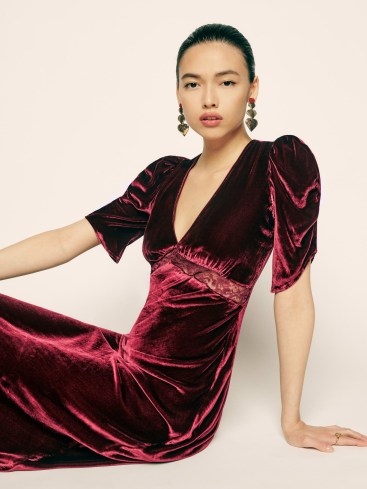 Reformation Malaga Velvet Dress in Chianti – luxe plunge front empire waist maxi dresses – short ruched sleeve detail – underbust lace inserts – beautiful occasion fashion - flipped