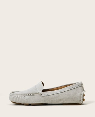 KENNETH COLE Mina Driver Loafer in Oyster ~ women’s moccasin loafers ~ womens moccasins ~ stylish flats