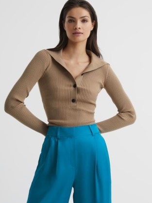 REISS MAIA BUTTON COLLAR JUMPER TOP CAMEL ~ brown ribbed knit bodycon tops ~ women’s fitted form jumpers