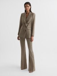 REISS SANDIE FLARED CHECK TROUSERS BROWN ~ women’s chic checked flares