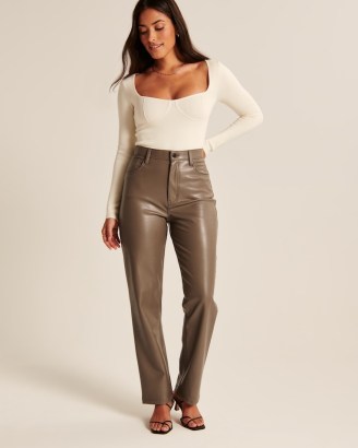 Abercrombie & Fitch Curve Love Vegan Leather 90s Straight Pants in Grey – women’s luxe style faux leather trousers