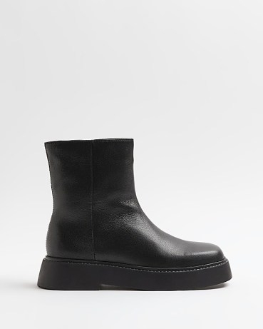 RIVER ISLAND BLACK LEATHER SQUARE TOE ANKLE BOOTS / women’s casual winter footwear - flipped