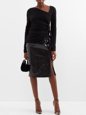 TOM FORD Side-slit coated-leather skirt in black ~ glossy split hem skirts - flipped