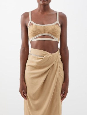 JACQUEMUS Bellinu cutout knitted crop top in brown – tan knit panel cut out tops – cropped fashion