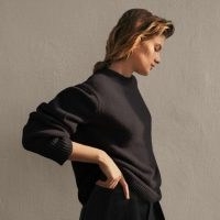 DeMellier The Richmond Crewneck in Black | women’s sustainable cashmere blend sweater | womens oversized crew neck jumpers | relaxed balloon sleeved sweaters | luxe knits
